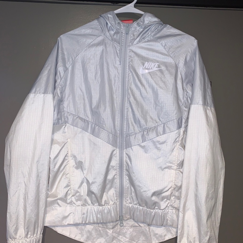 Nike Jacket - Picture 1 of 6
